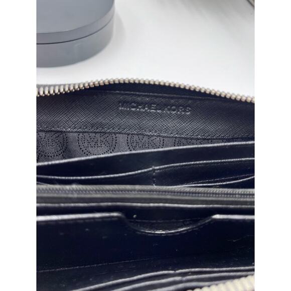 Michael Kors Zip-around Continental Black Genuine‎ Leather Jet Set Wallet - Picture 8 of 14